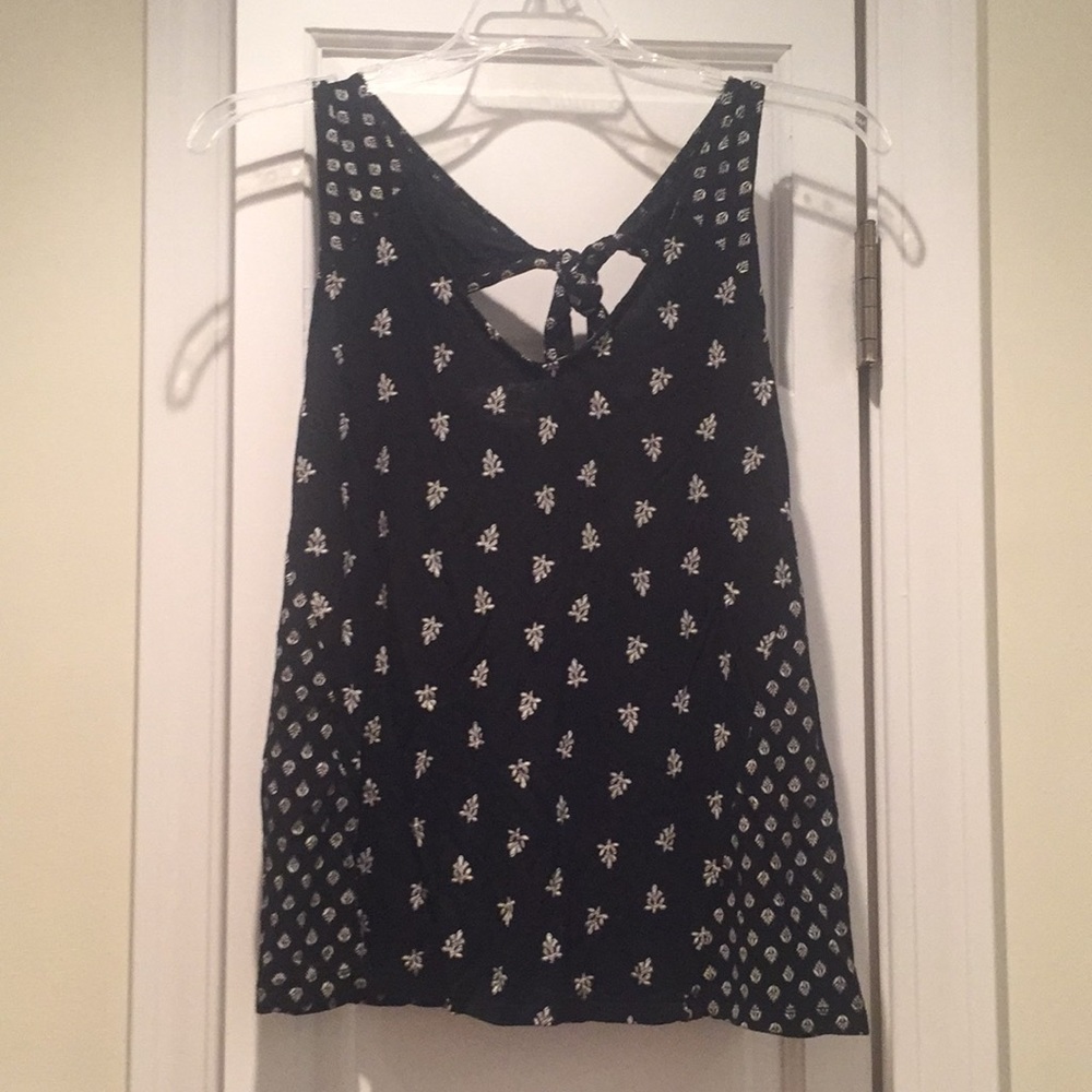 Old Navy Tank Top Size Small Color: Black